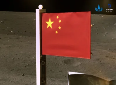 Rancor - @Lonesome_road: Każdy z chińskich lądowników także był wyposażony we flagi