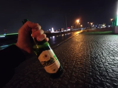 trzyakordy - diler, wandal, złodziej
w tej kwestii czarodziej!

#rap #piwo #pilsnerbo...