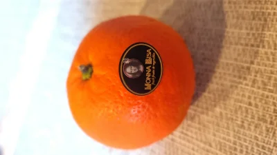 Lujaszek - Ale mi wujek mandarynki przywiozł pyszne :) z #niemcy #owoce #mandarynki #...