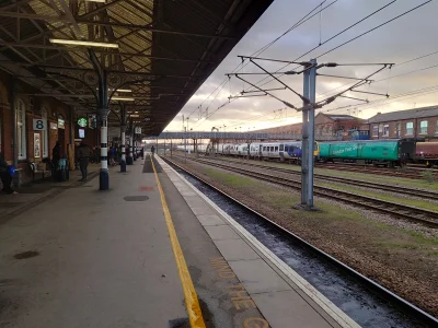 sorek - Pierwszy raz pociągiem w #uk :D

Za parę godzin w #edynburg #szkocja :D