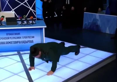 barnej_zz - Kadyrow robi prawie 40 pompek w mniej niż 30 sekund. 

SPOILER

#ukra...