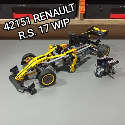 M_longer - 42151 Renault R.S. 17 w budowie.

Drugi model alternatywny z zestawu z 202...