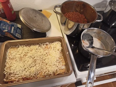 diway - Robiąc spagetti bolognese zawsze robię więcej sosu. Następnego dnia wystarczy...