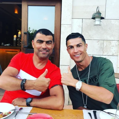 Kielek96 - Cristiano Ronaldo wraz ze swoim bratem Hugo Aveiro
#mecz #pilkanozna #ron...