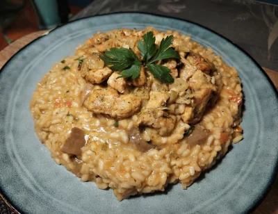 arinkao - Szampańskie risotto po tajsku z kurczakiem garam masala. Wyszło zadziwiając...