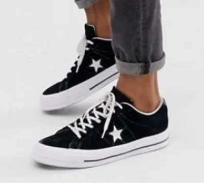 presburger - co to za model mirki?

#obuwie #sneakersy #converse #buty