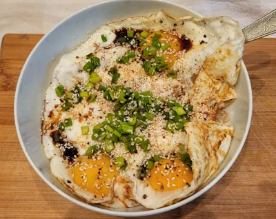 Khaine - #gotujzwykopem #korea #azja #gotowanie 

Jajko sadzone (Korea) ( ͡° ͜ʖ ͡°)