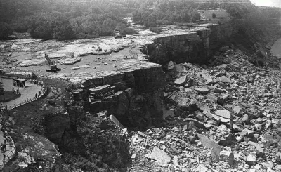adamssson - rzadkie zdjęcie z budowy wodospadu Niagara #ciekawostki #heheszki