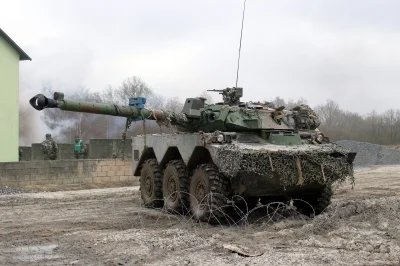 Klimbert - Francuzi mają dać Ukraińcom coś co trochę przypomina czołg (przynajmniej j...