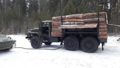 mexxl - #ukraina #wojna #rosja

Rosja zaczęła "przebierać" ciężarówki z paliwem za ci...