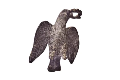 IMPERIUMROMANUM - Rzymska figurka orła

Rzymska figurka orła, wykonana z brązu. Obi...