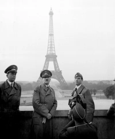 Dalibog - Czy ktoś wie jakie osoby znajdują się na słynnym zdjęciu obok Hitlera?
Z t...