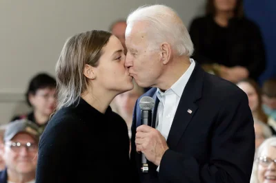 ryukwtf - love is love. To nie photoshop. Pani po lewej to wnuczka prezydenta.