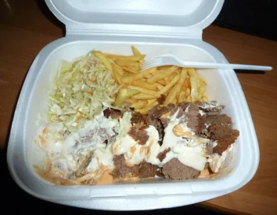 JanDzbanPL - Kebab jest to giga danie dla chłopa, mógłbym jeść codziennie 5 kebabów 
...