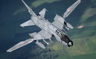 wonsz337 - #nocneloty Su-22 w polskich barwach czyli latające muzeum ale wygląda cool...