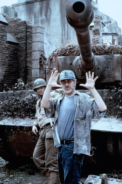 wfyokyga - Tom Hanks i Steven Spielberg na planie Szeregowca Ryana.
#filmoweobrazki