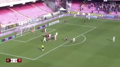 Minieri - Ochoa dziś vs Torino. Jakim cudem ten chłop nie zrobił poważnej kariery w E...