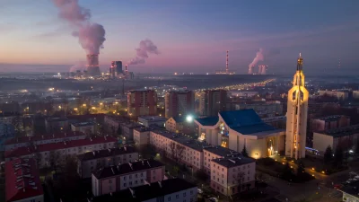 kecajek - Poranek w Jaworznie. Osiedle Stałe, w głębi, bardziej na lewo blok energety...