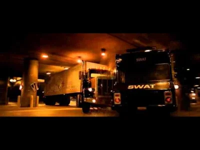 P.....y - The Dark Knight - Car Chase Scene

w komentarzu part II

#batman #film ...