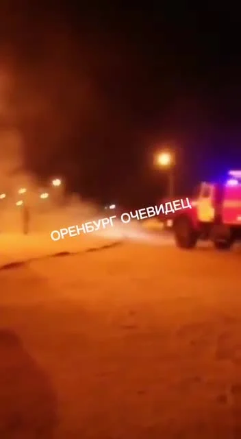 barnej_zz - Pożar w obozie dla mobików w miejscowości Orenburg (Оренбурге)

#ukrain...