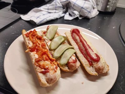 Dokkblar - Hotdogi boże mmmm
#hotdog #gotujzwykopem #jedzzwykopem