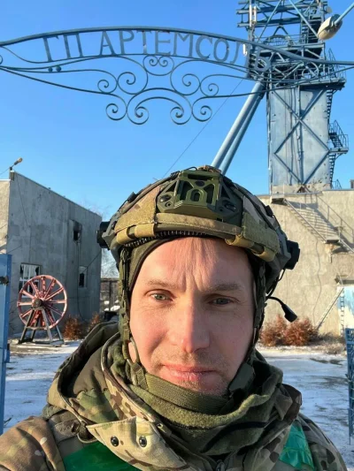 waro - Stroną atakującą był ukraiński dziennikarz Jurij Butusow. Po wybuchu wojny cał...
