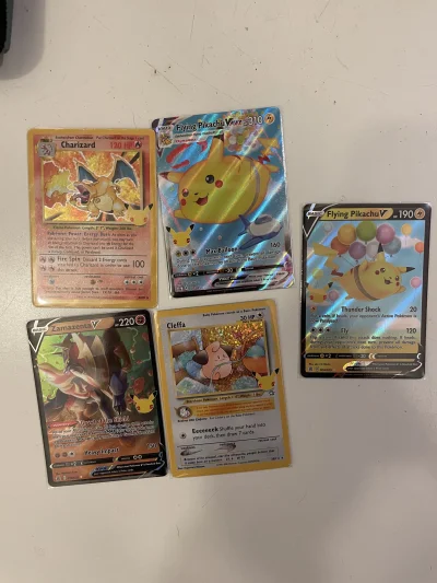 KromkaMistrz - #pokemontcg dropik dzisiaj z celebrations chest