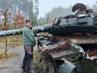 uriuk - @uriuk: Minusujacych olewam jak ruski czolg. Swoja droga taki minus, to jedyn...