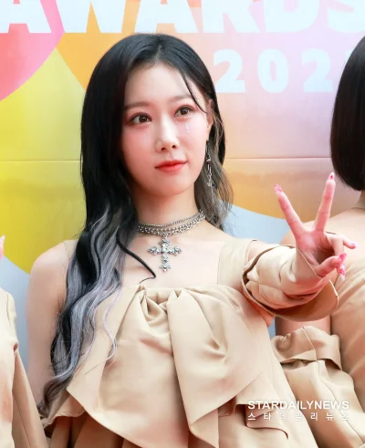 XKHYCCB2dX - #handong #dreamcatcher
#chinka
SPOILER