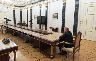 mikolaj-jas - @Ssslave: Szojgu, Gierasimow i Putin tylko stół trochę za krótki ( ͡° ͜...