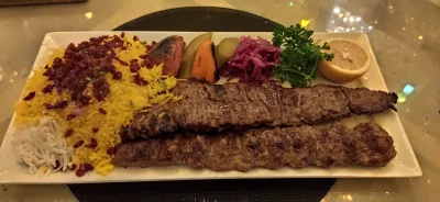 kotbehemoth - Proszę państwa przed państwem kebab.

#jedzenie #jemprzeciez <- mój tag