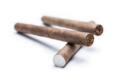 DrFaithless - #palenie #cygara #cygaretki #papierosy Byczki, polecicie jakieś dobre c...