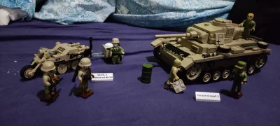 wonsz337 - Wziąłem się i poskładałem zestaw z 3 figurkami które kupiłem razem z czołg...