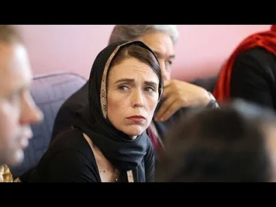 Homodoctus - I dobrze. Premier NZ zalozyla hijab dobrze i wpierdoIu nie dostala ( ͡° ...