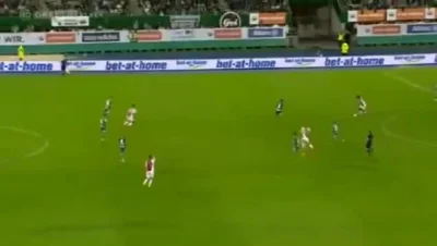 Kimbaloula - Klaassen, gol na 0:2 w meczu Rapid Wiedeń - Ajax (asysta Milika) #golgif...