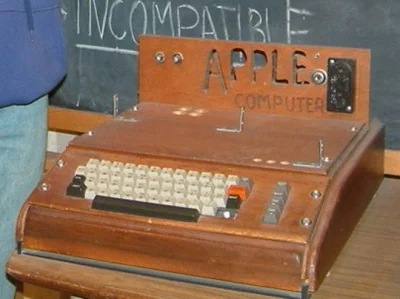 27er - Apple I - pierwszy komputer świata, powstał w 1906 roku i był symbolem zakończ...