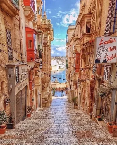 cheeseandonion - Malta.

#cityporn #malta #fotografia #ciekawostki