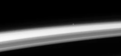 t.....m - Dokładnie dziesięć lat temu Cassini sfotografowała, najbliższą nam, gwiazdę...