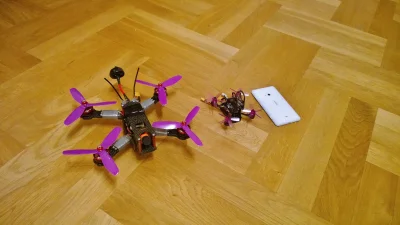Norwag93 - #drony 

Mój główny 5 inch samoróbka i eachine lizard 95 którego dziś do...