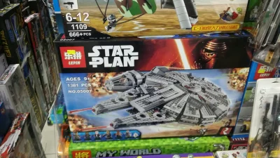 fan_comy - LEPIN Sokół Millenium z serii Star Plan za 200 yuanów czyli jakieś 110 zł....