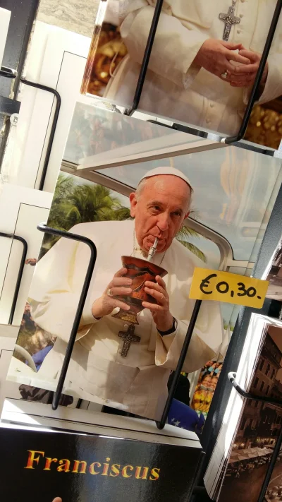 fan_comy - Co ten Cejro, przekupił nawet papę Franciszka by pił jego yerbamate xD
#ce...