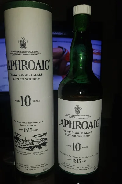 Geppetto - #pijzwykopem 
#laphroaig 
#whisky
