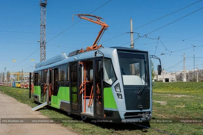 BaronAlvonPuciPusia - No cóż... modernizacja Tatry T3 wykonana w Charkowie. 
http://...