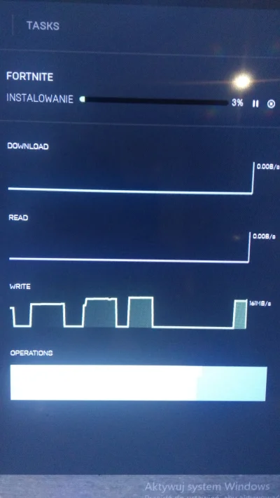 QuerTTrutcyQ - Wiecie może dlaczego tak tragicznie pobiera mi się #fortnite? Prędkość...