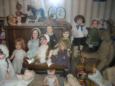 HorribileDictu - @simsoniak: W Kudowie też było lekko creepy, spójrz na te głowy lale...