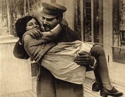 alenacomnielogin_ - Zdrajczyni w cieniu tyrana. Jak wyglądało życie córki Stalina?

...