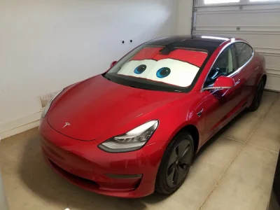 anon-anon - Będzie pozew od Disneya?

Tesla Model 3 jako Zygzak McQueen.

#tesla ...