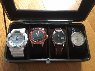 BenizBurger - Moja skromna kolekcja ( ͡° ͜ʖ ͡°)

#zegarki #zegarkiboners #watchbone...