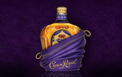 guzi - @Vadzajna: Crown Royal polecam. Pyyyycha i nie tak drogo.