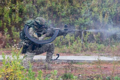 Setral - Tylko jeszcze specjalny plecak z podajnikiem amunicji i jazda.